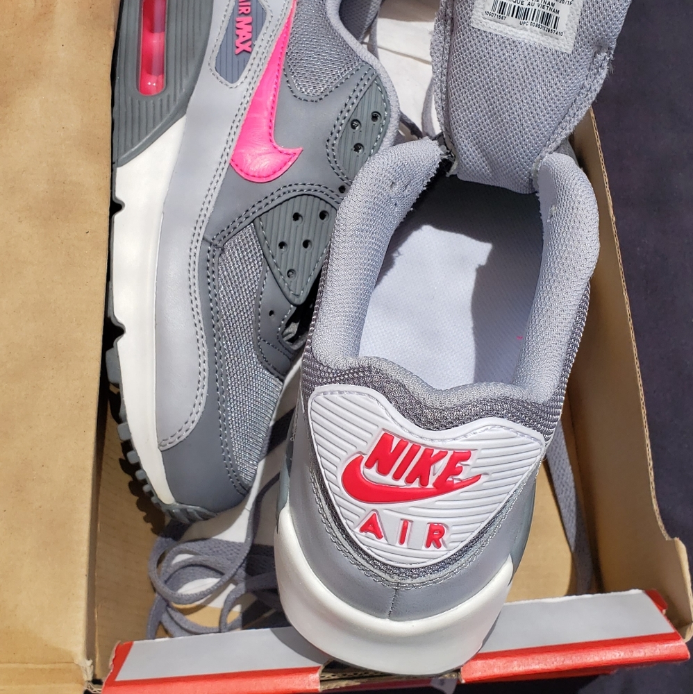 BRAND NEW Nike Air Max 90 Mesh, size 4Y